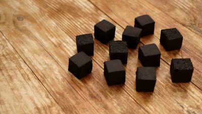 زغال-پر-کاربرد-قلیان-نارگیل